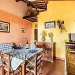Tuscan Views, Дом отдыха *