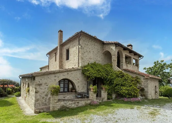 Tuscan Views, Holiday home