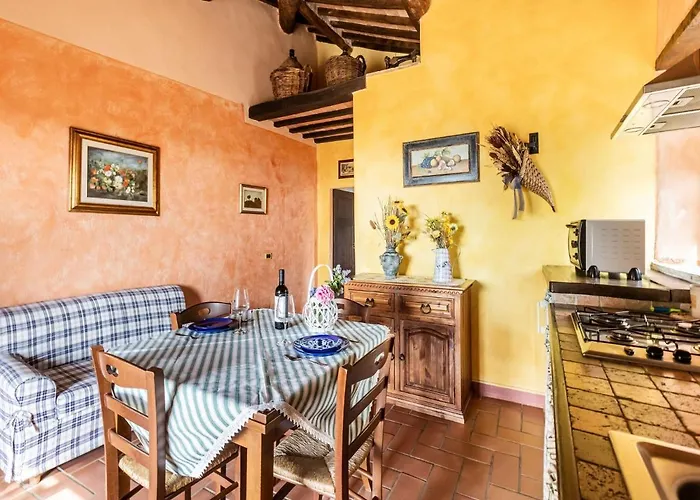 Tuscan Views, Holiday home *