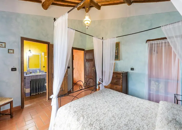 Tuscan Views, Holiday home